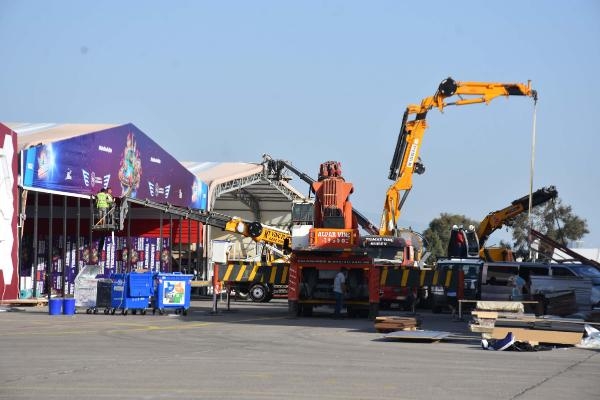 İzmir Valisi Elban: TEKNOFEST'e milyonun üzerinde katılım bekleniyor
