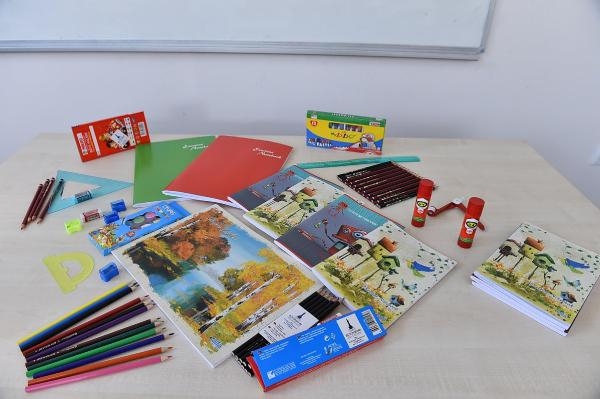 İzmir'de 60 bin öğrenciye 50 milyon lira