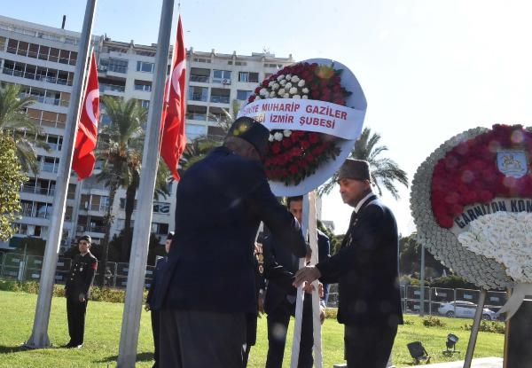 İzmir'de Gaziler Günü töreni düzenlendi