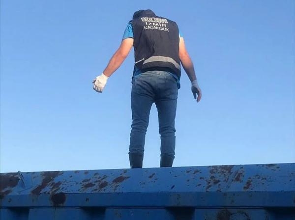İzmir'de kaçakçılara 17 operasyon