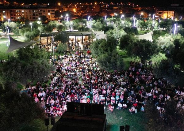 İzmir'in gururu Cansu Özbay