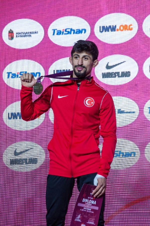 Kerem Kamal yine madalya peşinde