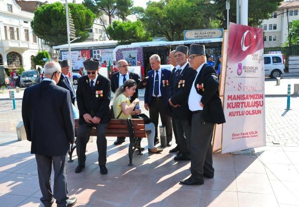 Manisa'da, kurtuluş yıl dönümü töreninde Kıbrıs gazisi fenalaştı