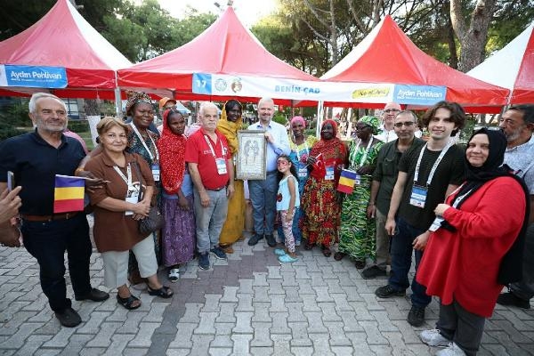 Menemen'de Inna rüzgarı