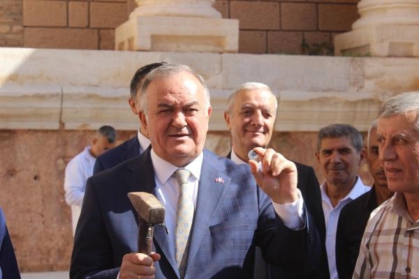 Paranın ilk basıldığı yerde para politikalarını konuştular
