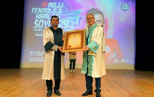 Selçuk Bayraktar'a İzmir'de fahri doktora