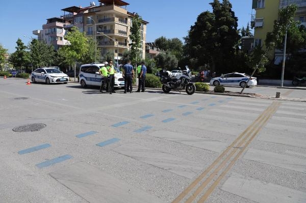 Yaya geçidi cinayeti: 1 ölü, 3 yaralı