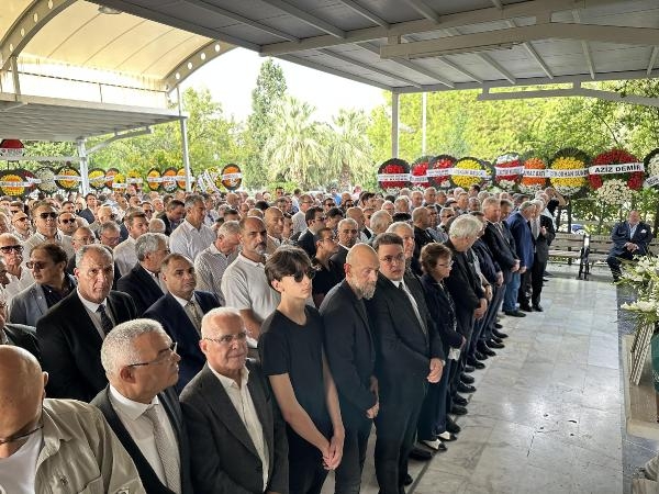 Yorgancılar'ın annesi son yolculuğuna uğurlandı