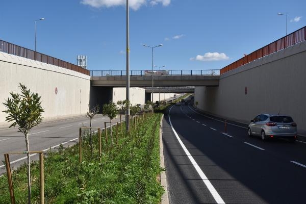 Balıkesir'de ulaşım ağı; düzenli ve güvenli hale getiriliyor