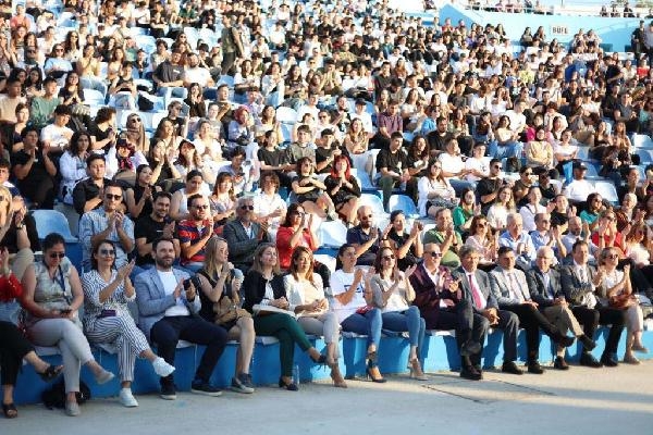 DEÜ'lü öğrenciler akademik yılın ilk dersini yaptı