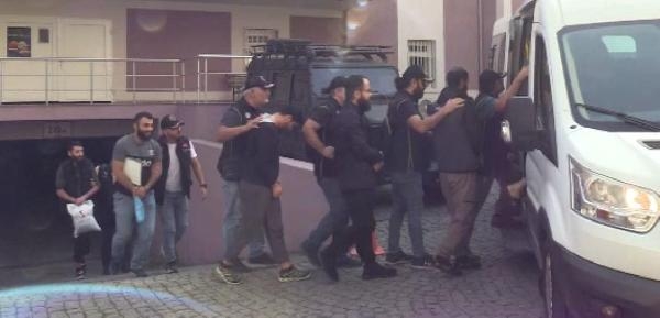 İzmir'de DEAŞ operasyonu 3 kişi tutuklandı