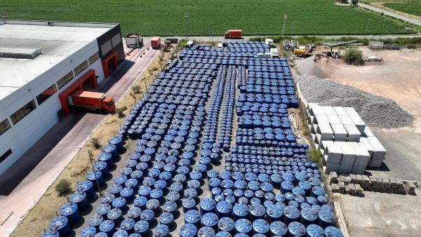 İzmir'de yağmur suyu depolarının ücretsiz dağıtımı başladı