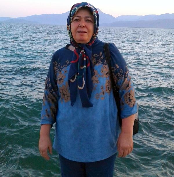 Kavşakta feci kaza: 5 ölü, 1 yaralı