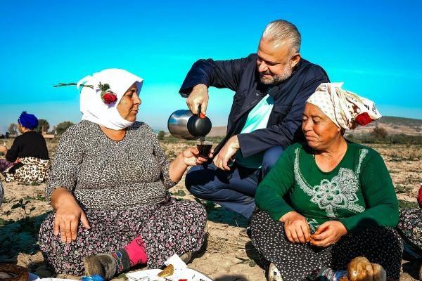 Menemen'de tarladan sofraya birlik rüzgarı