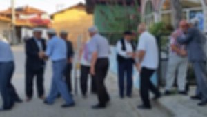 Bir taziye kurdular, 43 kişi virüs kaptı