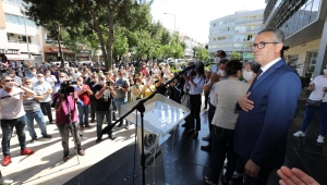"Bizi cezaevine atarak susturabileceklerini zannediyorlar"
