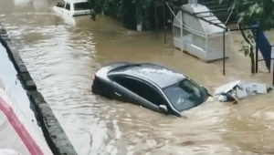 İzmir'i yine sağanak vurdu!