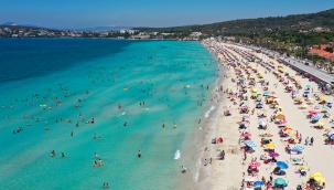 Çeşme turizminde bayram bereketi yaşanıyor