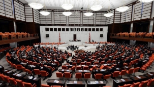 ‘Çoklu baro’ teklifi Meclis’te kabul edildi