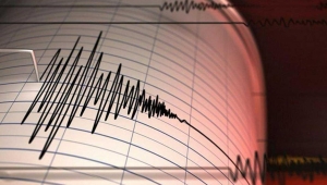 İzmir'de deprem