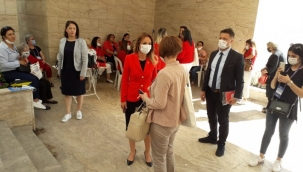 CHP'de kadınlar sandık başına gidiyor