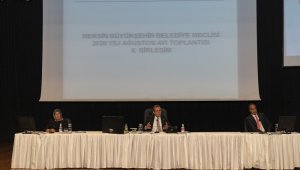 Vahap Seçer: Kan kusuyorum, 'kızılcık şerbeti içtim' diyorum