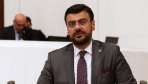 Siyaseti karıştıran hakarette suçu danışmanına attı