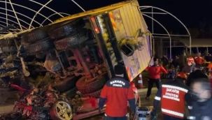 Asfalt kamyonu kağıt gibi ezdi, lüks otomobilinden cansız bedeni çıkarıldı