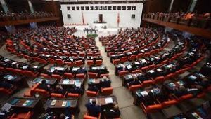 TBMM'de kadın milletvekilleri arasında tansiyon yükseldi