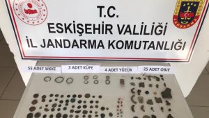 Eskişehir'de tarihi eser operasyonu