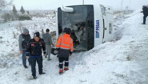 Konya 'da 2 tur otobüsü kaza yaptı: 1 ölü, 40'tan fazla yaralı
