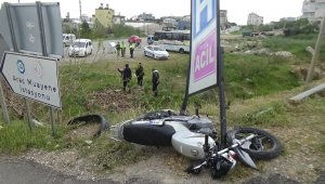 Otomobil ile motosiklet çarpıştı: 2 yaralı