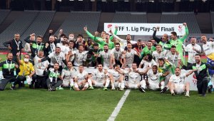 18 yıl hasretin ardından İzmir iki takımıyla Süper Lig'de