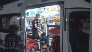 İzmir'de polislerin halı saha maçında kan aktı