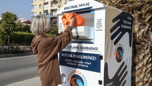 Buca’ya giysi toplama kumbaraları geldi