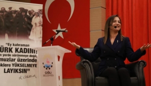 Başkan Sengel Çiğli’de kadının siyasetteki yerini anlattı