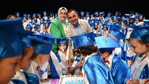 Biga Belediyesi kreşlerinde mezuniyet heyecanı