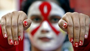 Türkiye'de AIDS artıyor! 40 bin HİV vakası var