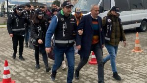 Müteahhit: Rüşvet olarak 2+1 daire istediler
