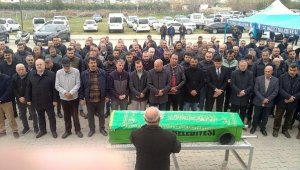 Koltuk yangınında ölen Berkay, toprağa verildi