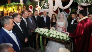 Cumhur ittifakı bu düğünde buluştu