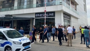 İzmir Adliyesi karşısında silahlı çatışma