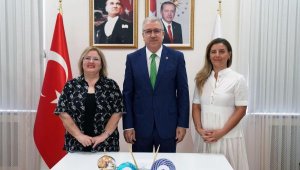 Doç. Dr. Savaş, 'Sanal Hareketlilik' hibesini alan tek araştırmacı oldu