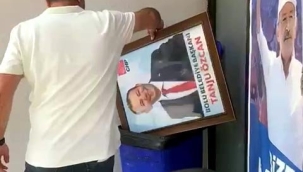 Tanju Özcan’ın partideki fotoğrafını çöpe attılar