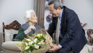 Başkan Batur 24 Kasım’da Yine Öğretmeninin Yanında