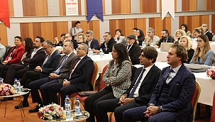 Avrupa Yetişkin Öğrenimi Gündemi-6 Projesi Bölge Toplantısı İzmir’de gerçekleştirildi