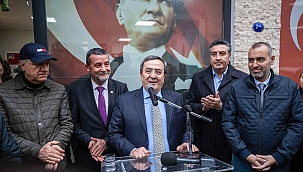 Başkan Batur’a miting gibi karşılama