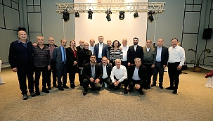 Bayraklı’nın muhtarları "Başkan Sandal" dedi