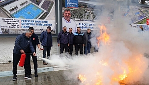 İzmir İtfaiyesi’nden Zabıta personeline yangın güvenlik eğitimi verildi