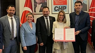 Karşıyaka'ya  yeni bir yüz:  Avukat  Ahmet Seyit Akyüz